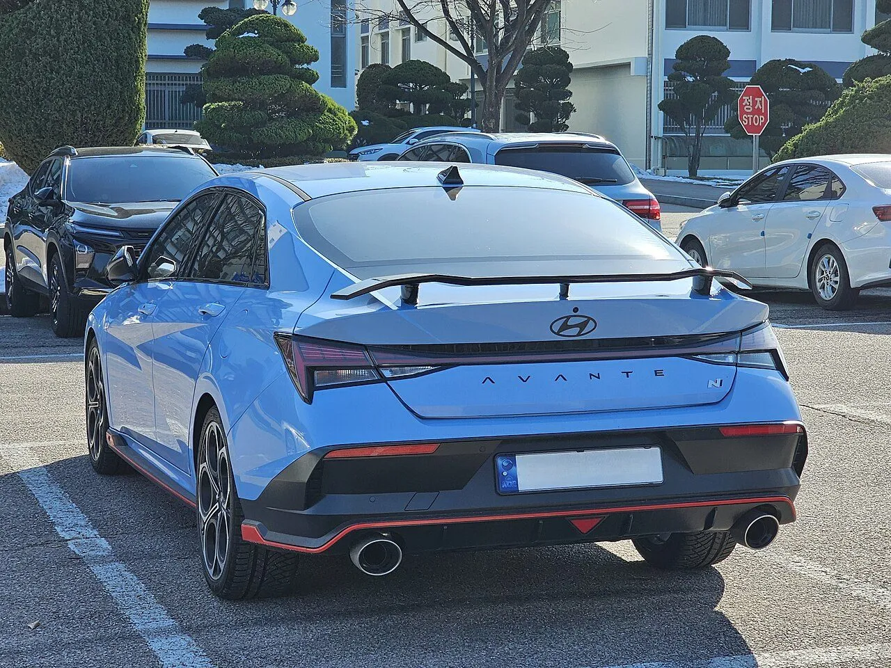 Hyundai Elantra 1.6 AT Tiêu chuẩn 2024, ảnh 2