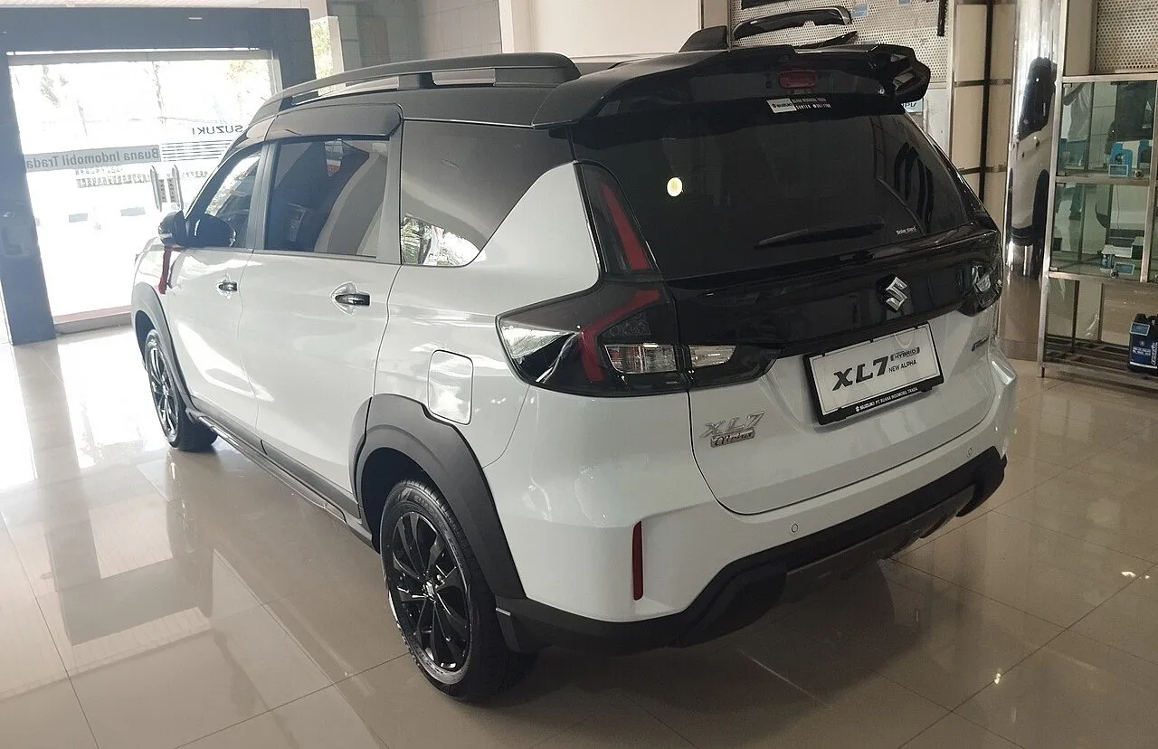 Suzuki XL7 Sport Limited 2025, ảnh 2