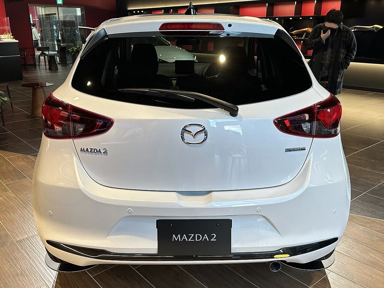Mazda 2 1.5 Luxury 2023, ảnh 2