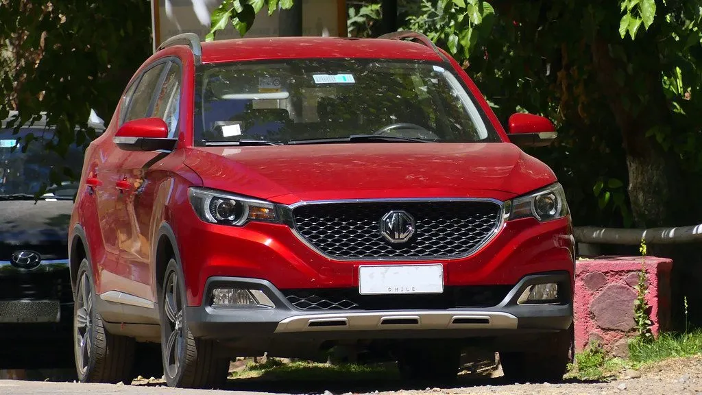 MG ZS STD+ 2019