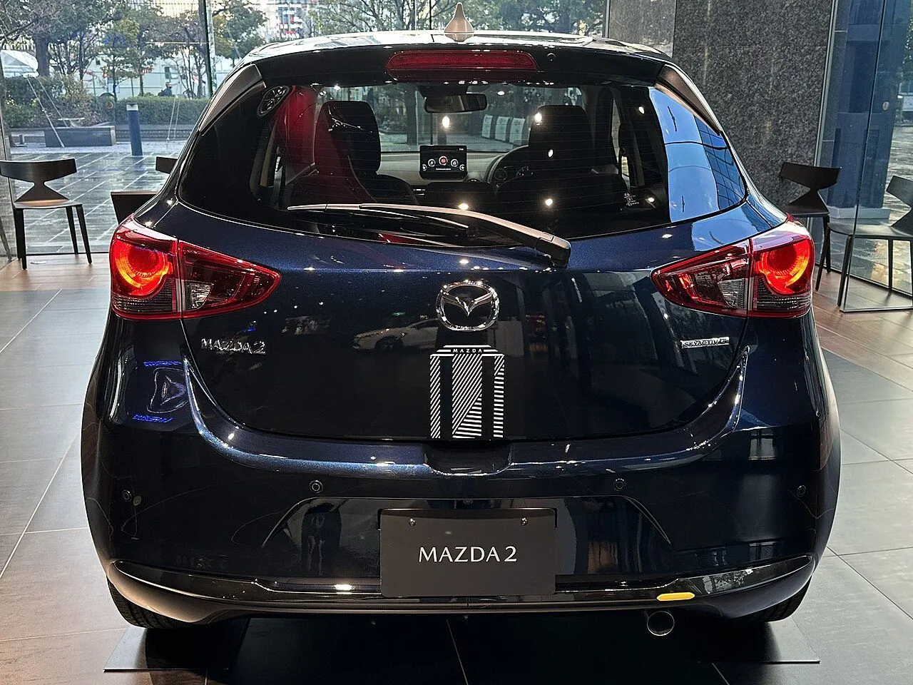 Mazda 2 1.5 Luxury 2023, ảnh 2