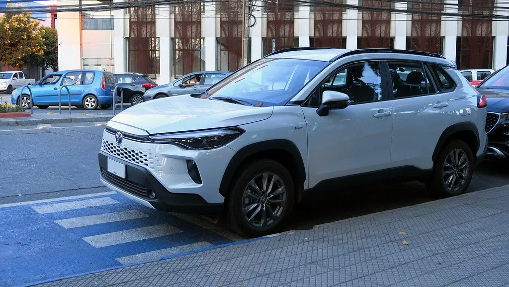 Toyota Corolla Cross 1.8HV 2025
