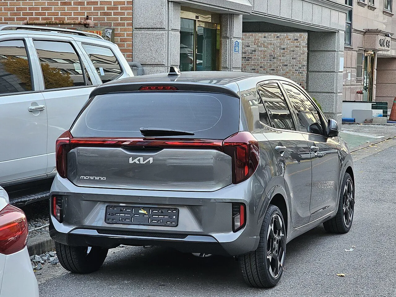 Kia Morning GT-Line 2024, ảnh 2