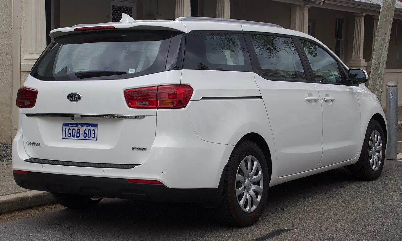 Kia Carnival 2.2D Premium 2018