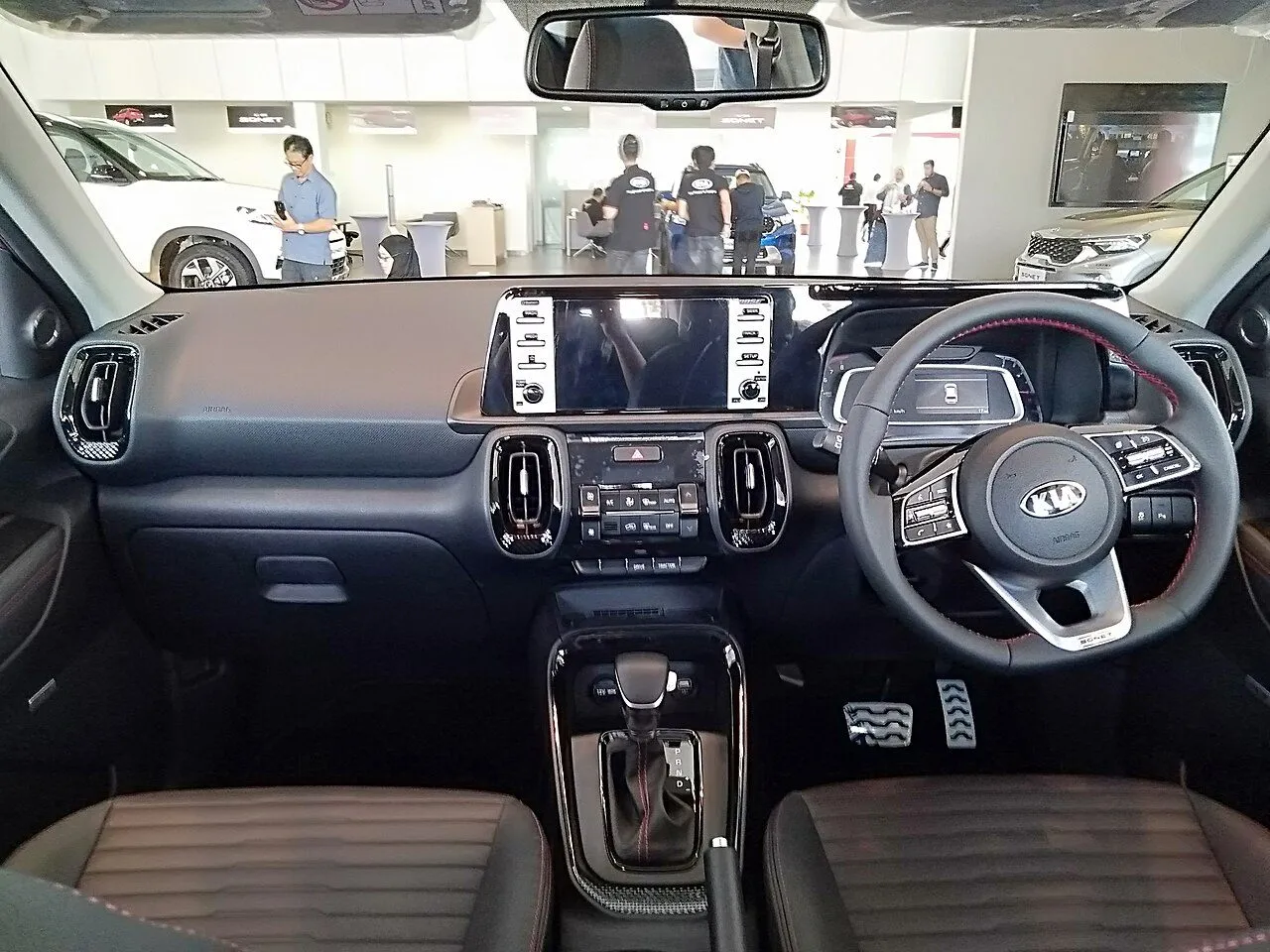 Kia Sonet 1.5 Deluxe 2022, ảnh 3