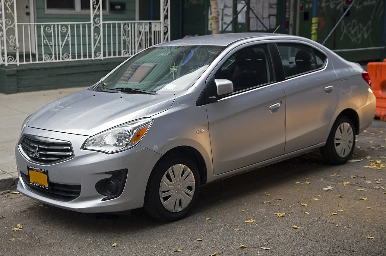 Mitsubishi Attrage CVT 2017