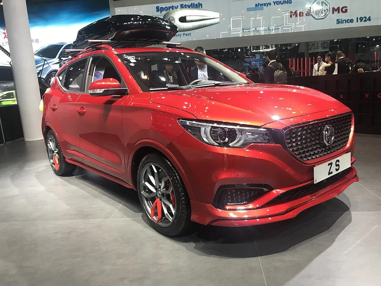 MG ZS STD+ 2019