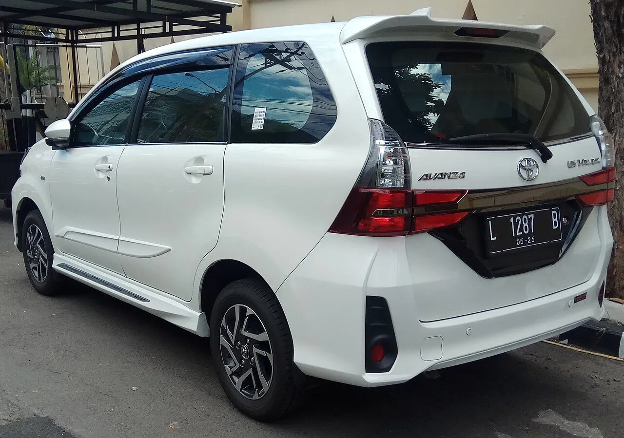 Toyota Avanza Premio CVT 2020, ảnh 2